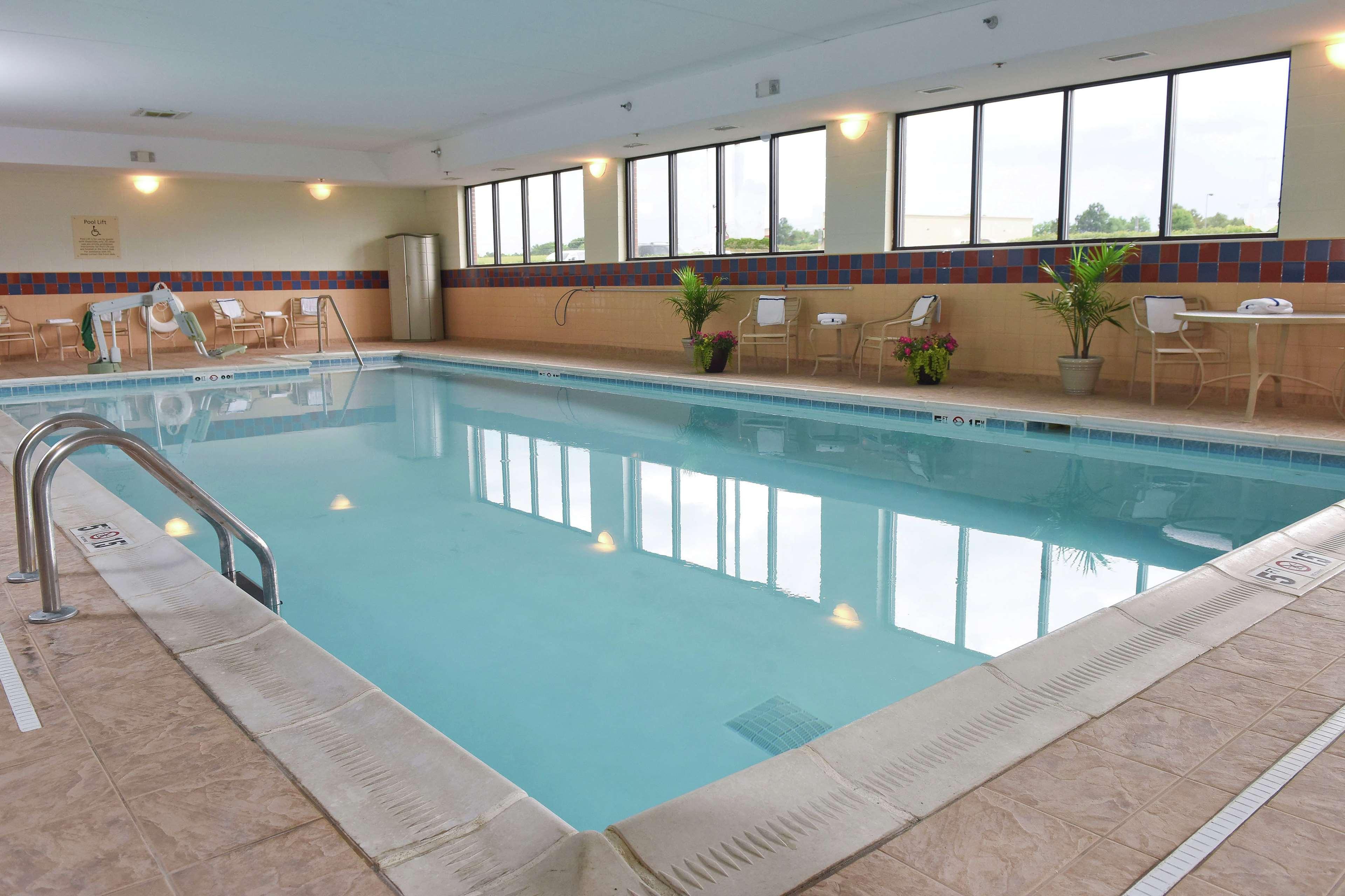 Hampton Inn & Suites Murray Buitenkant foto