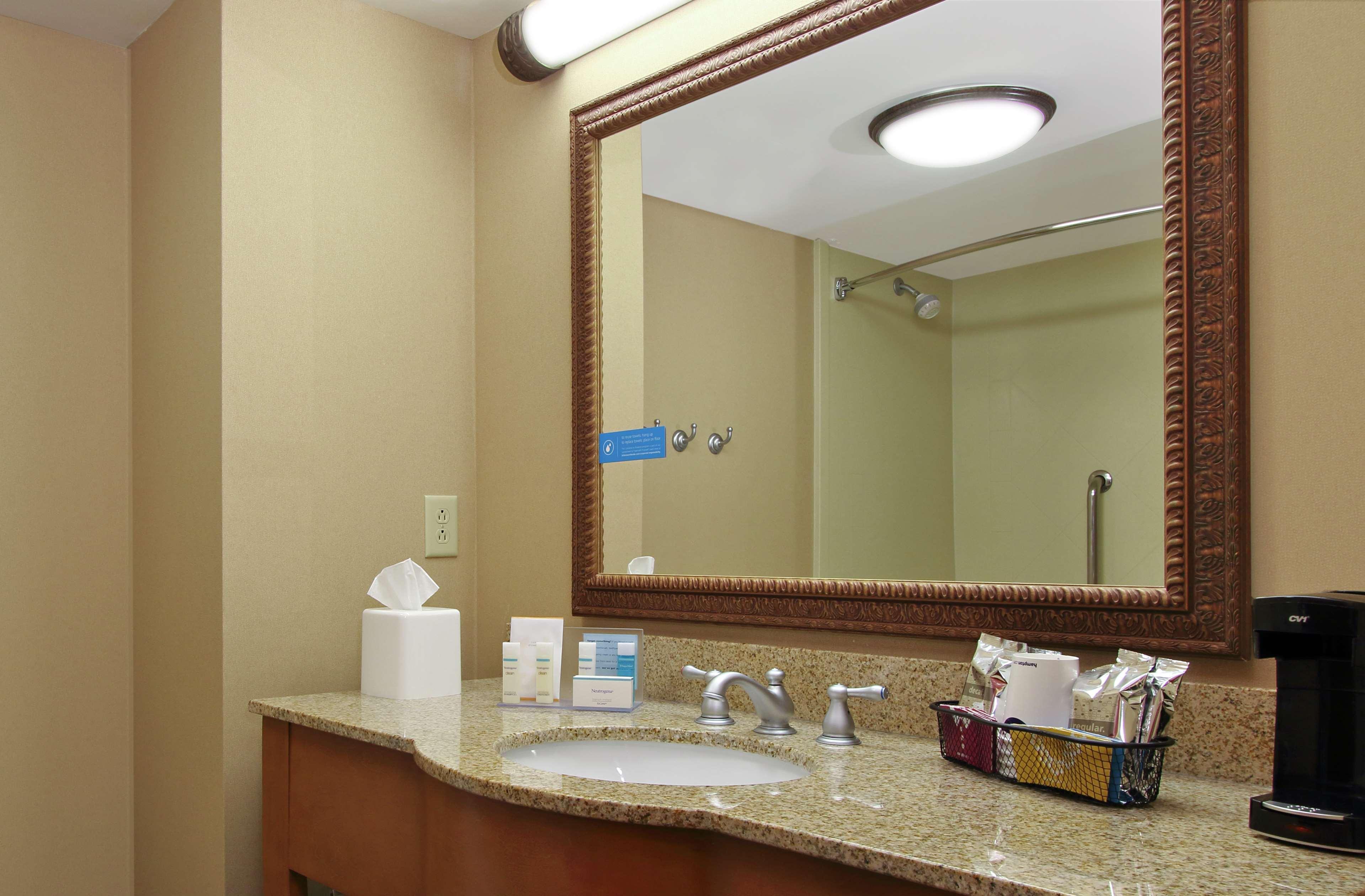 Hampton Inn & Suites Murray Buitenkant foto